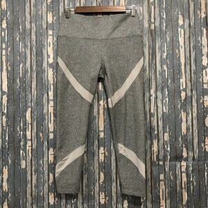 AERIE Chill Play Move Gray Leggings Women's Capri Size Large